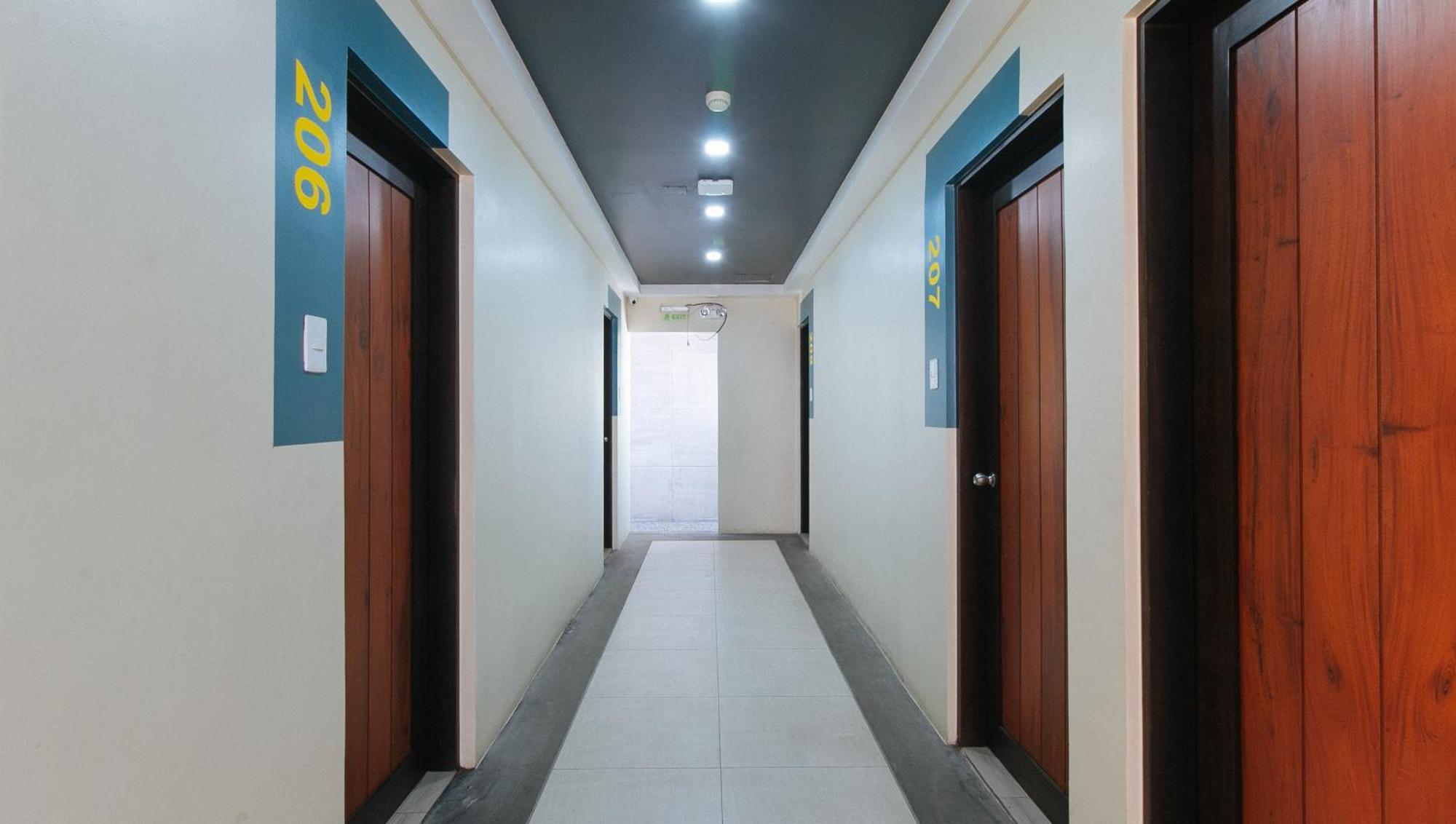 Sunny Day Residences Antipolo Buitenkant foto