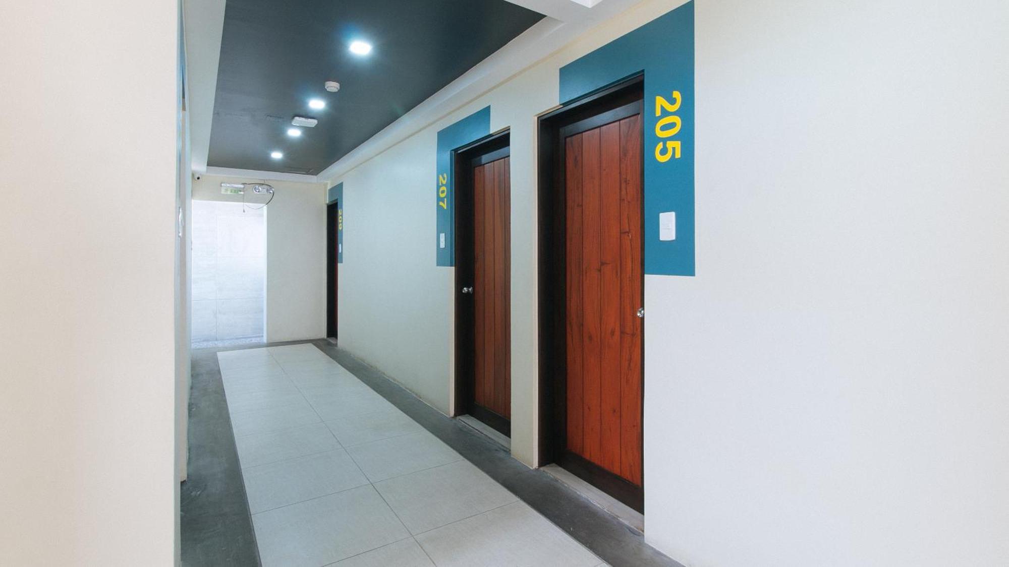 Sunny Day Residences Antipolo Buitenkant foto